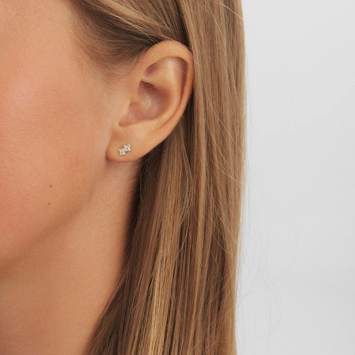 Lyra Ørestikker