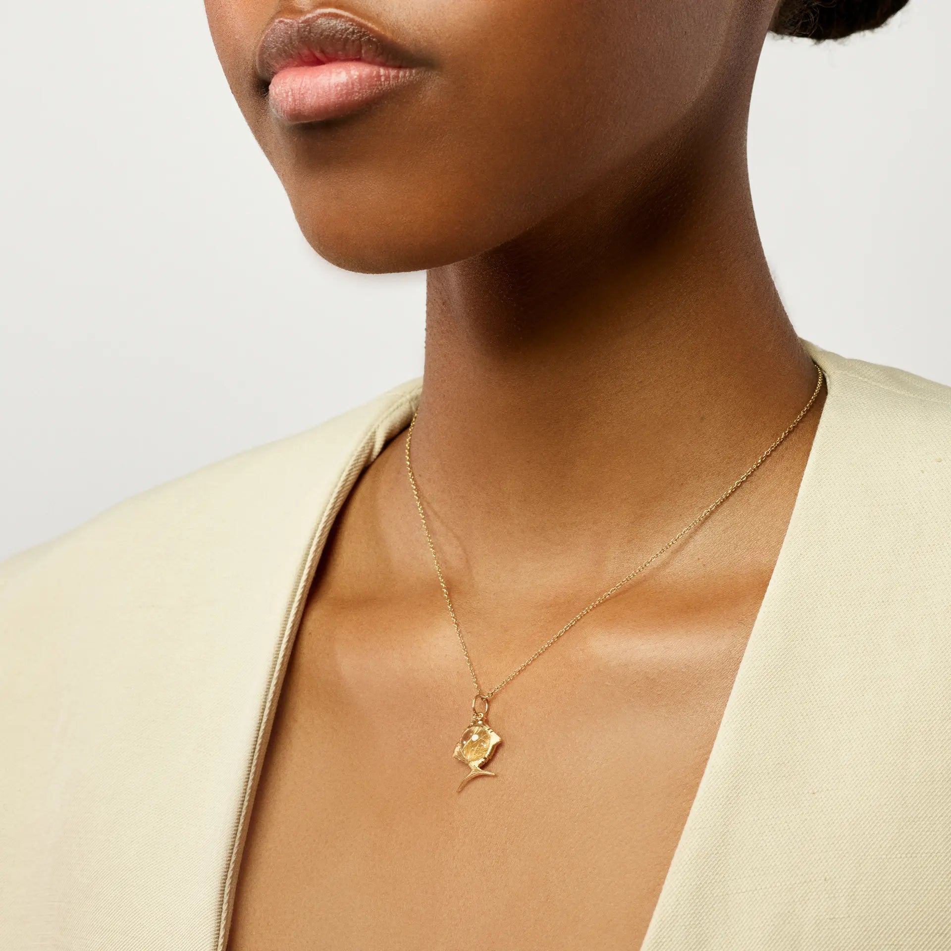 Young Fish Vedhæng Rutil quartz