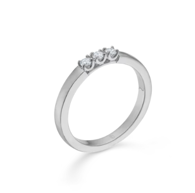 CROWN ALLIANCE ring i 14 kt. hvidguld m. diamanter