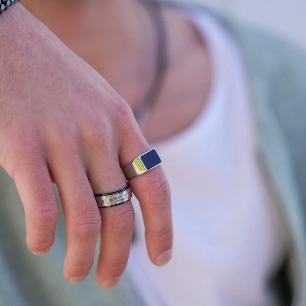 SON of NOA ring i stål med sort agat