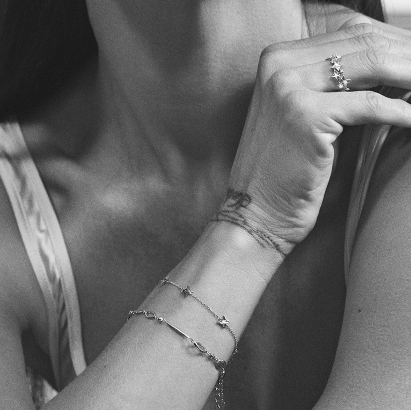 Vesper sølv Armbånd m. hvide topaser