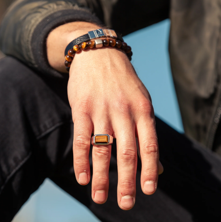 Hope Signet Ring Rectangle Tiger Eye