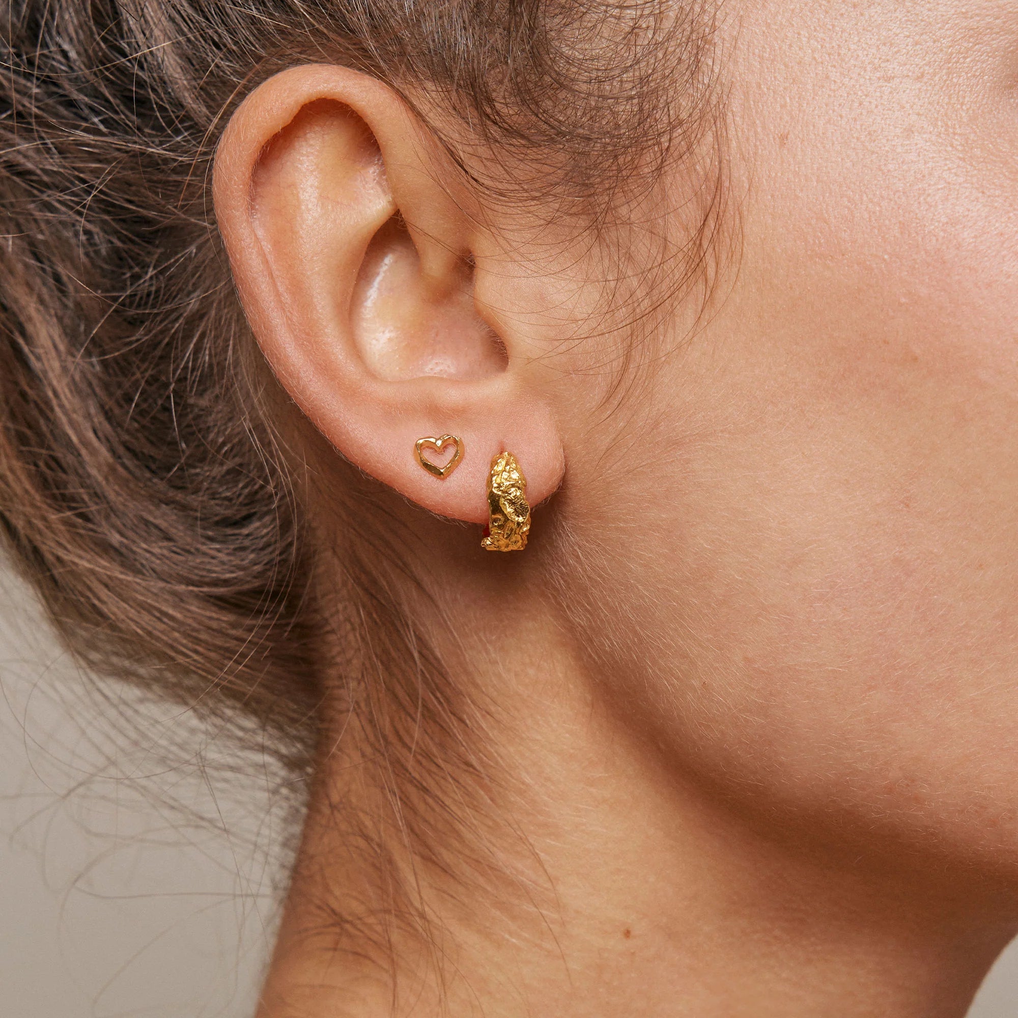 STUDS, ORGANIC HEART